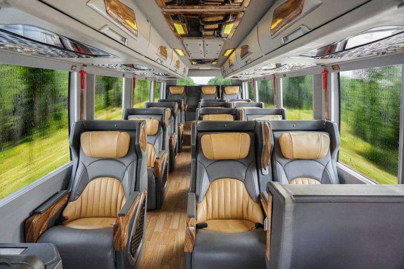 Noi-that-sang-trong-xe-3s-limo